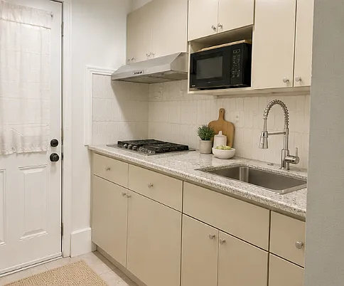 28467 Aragon Ave — Photo 3