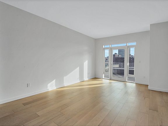 3rd image of 13 W 116th St #10B
