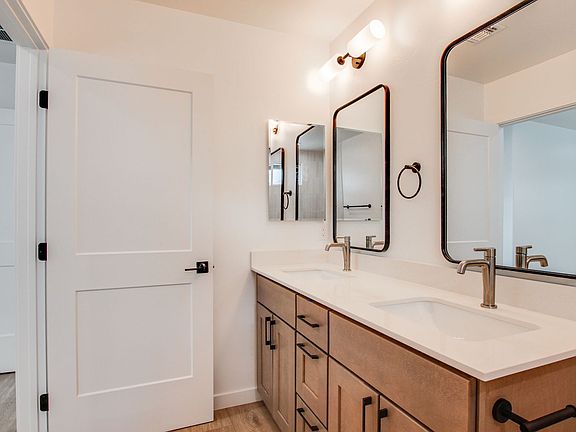 3rd image of 6681 E Calle Alegria