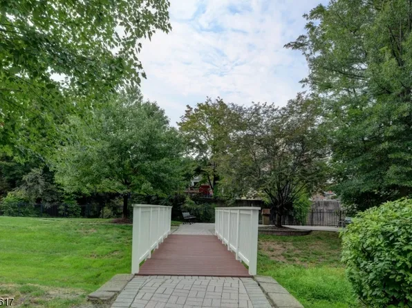 415 River Pl, Butler Boro, NJ 07405