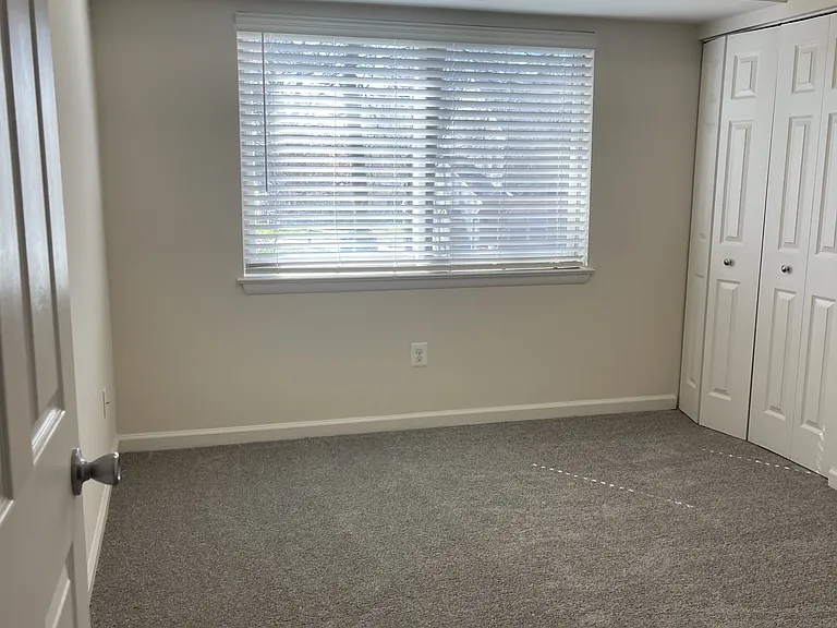 8400 Sky View Driveunit #102 — Photo 7