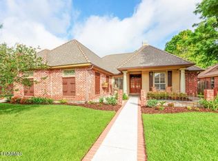 102 Prytania Dr, Lafayette, LA 70503
