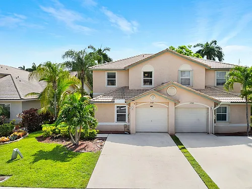 10569 Pelican Dr Photo 1