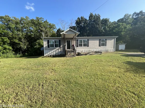 10207 Alex Bales Rd, Kodak, TN 37764