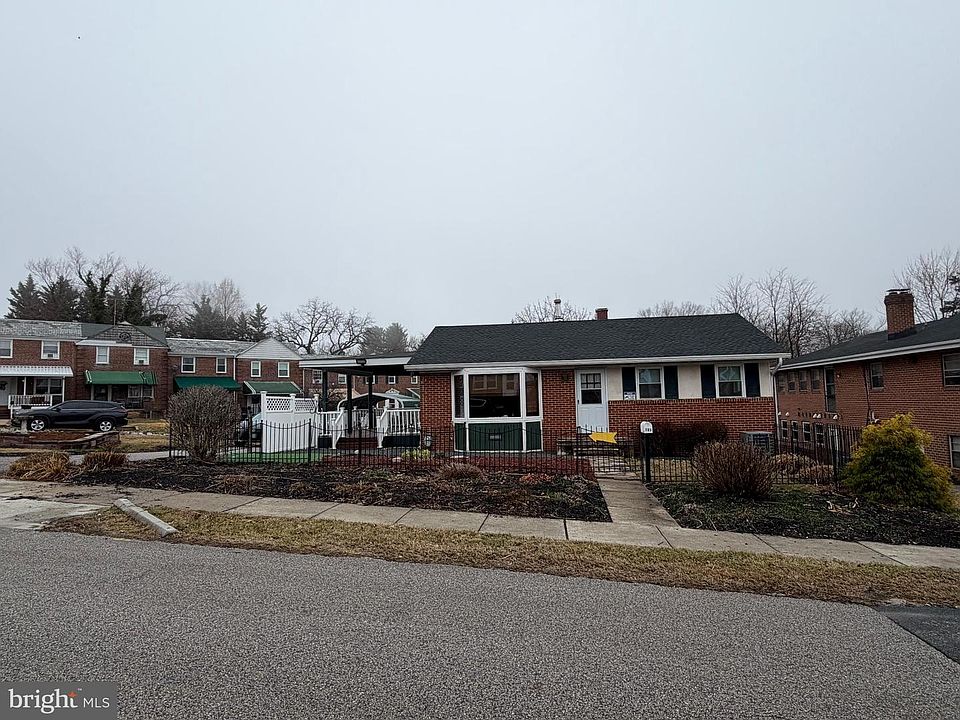 1st image of 723 Braeside Rd