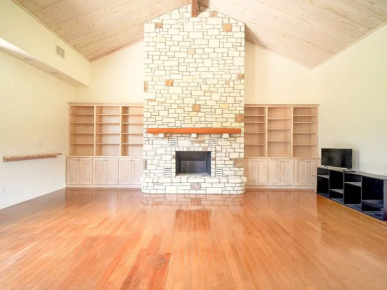 155B Nimitz Dr — Photo 7