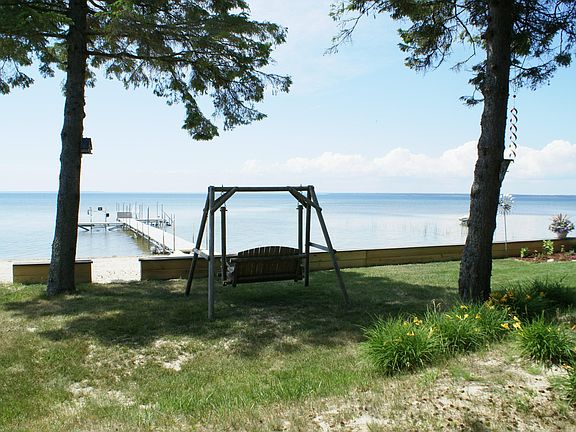 3rd image of 3898 N Saint Martins Point