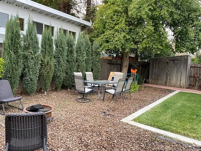 1611 Oak Ave — Photo 11