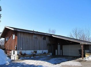 1570 Adams St SE, Hutchinson, MN 55350