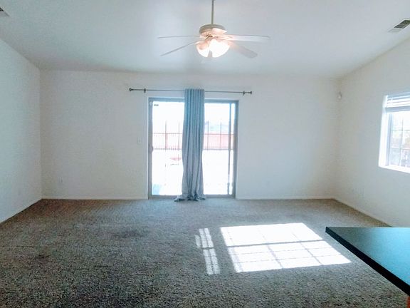 3rd image of 6833 Saladin Ave