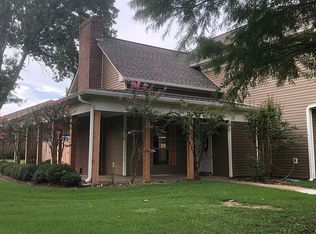1658 Lakefield Dr, Tupelo, MS 38801