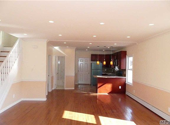 4th image of 10519 191st St