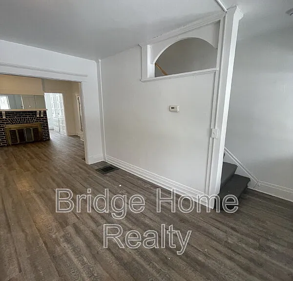 136 S Spring Ave — Photo 9