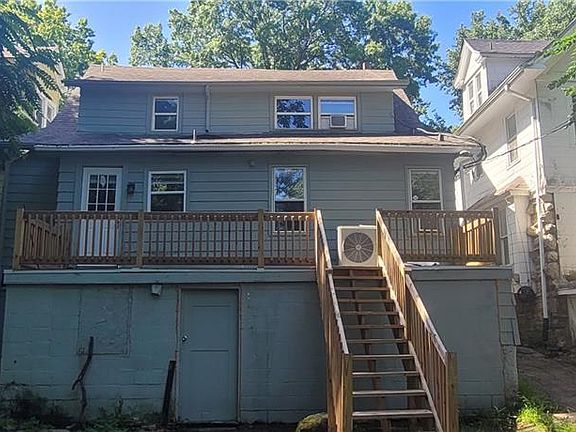 4th image of 2950 Lockridge St