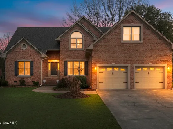 808 Llewellyn Drive, Trent Woods, NC 28562