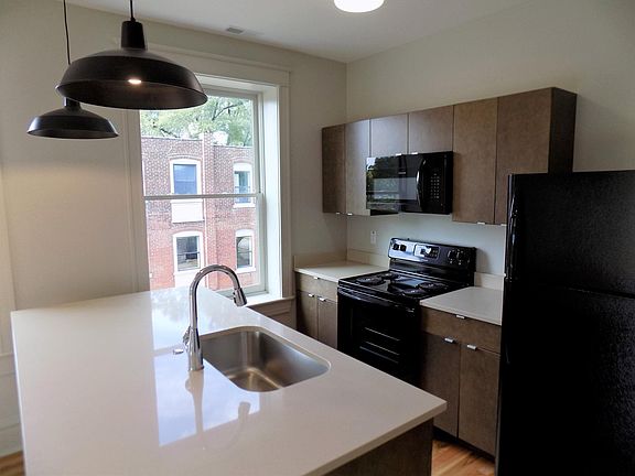 3rd image of 4109-4111 Lafayette Ave #Mo