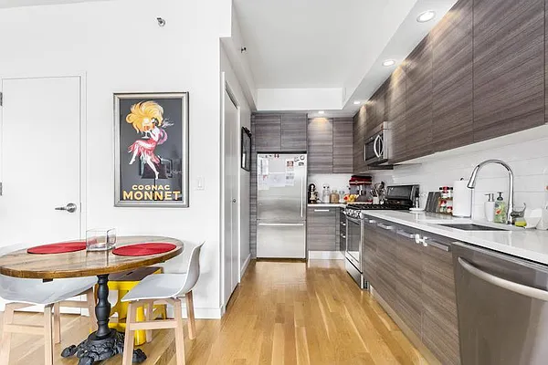 Rented by Maz Group NY | media 7