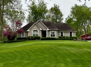 1730 E North Territorial Rd, Whitmore Lake, MI 48189