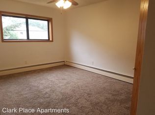 1054 8th Ave S APT 6, South Saint Paul, MN 55075