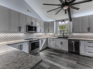 1620 Green Meadow Ln, Spring Branch, TX 78070