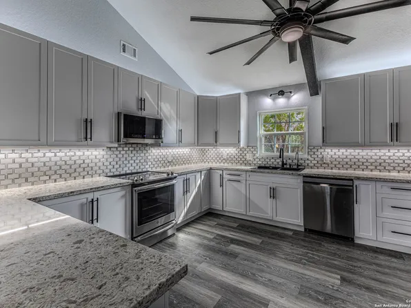 1620 Green Meadow, Spring Branch, TX 78070