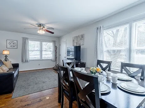 224 Adams St — Photo 10