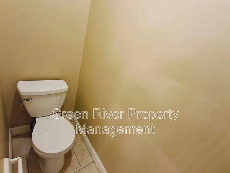 1845 Weston Cir — Photo 21