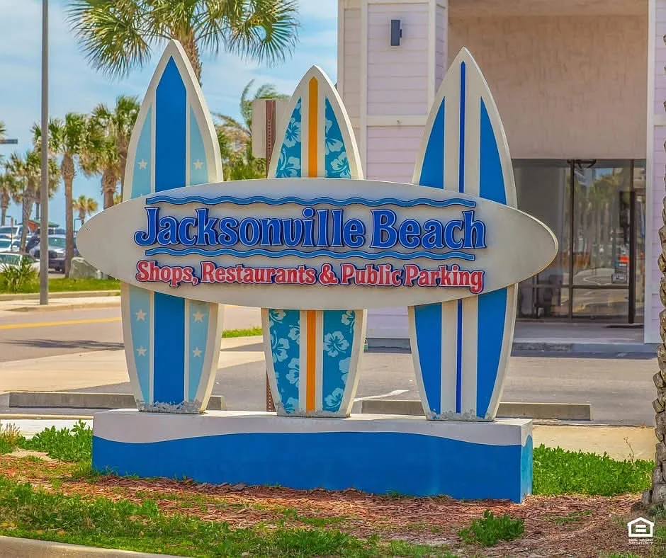 Surfside Apartments- 116 — Photo 4