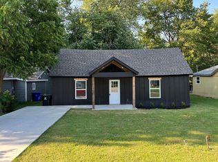 320 E Greeley St, Broken Arrow, OK 74012
