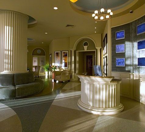 Foyer , Wine Bar