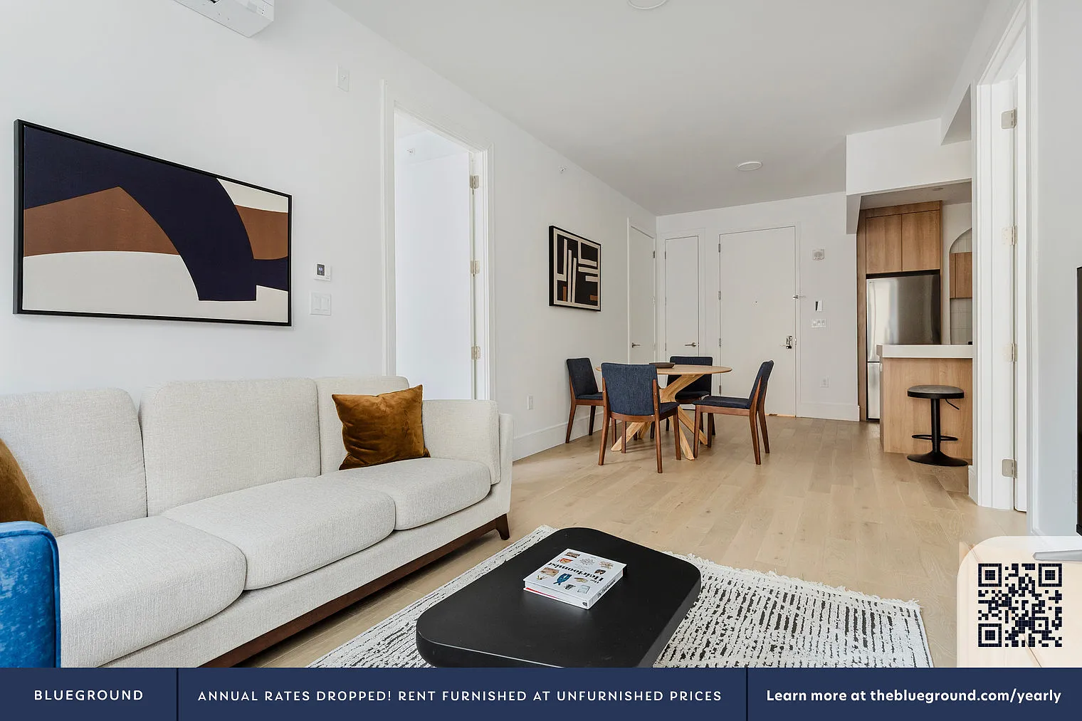 151 S Elliott Pl — Photo 2
