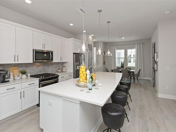 4th image of 2602 W Cleveland St #1