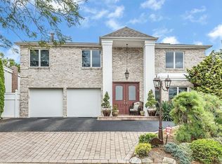 3238 Jason Dr, Bellmore, NY 11710