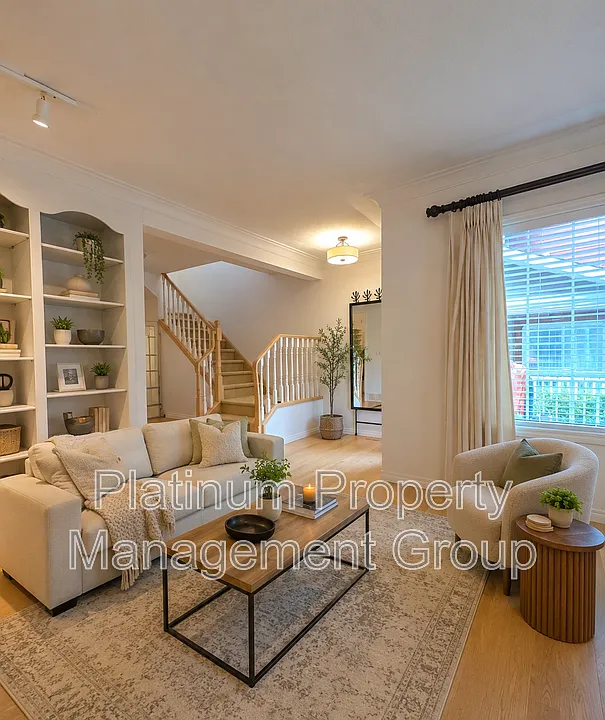 2035 2nd Ave NW #1