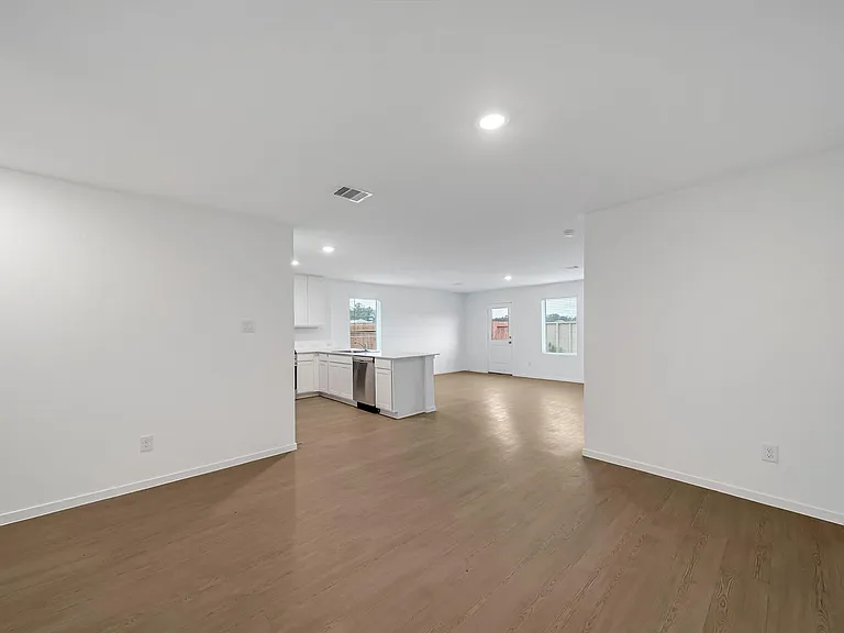25625 Rose Creek Dr — Photo 9