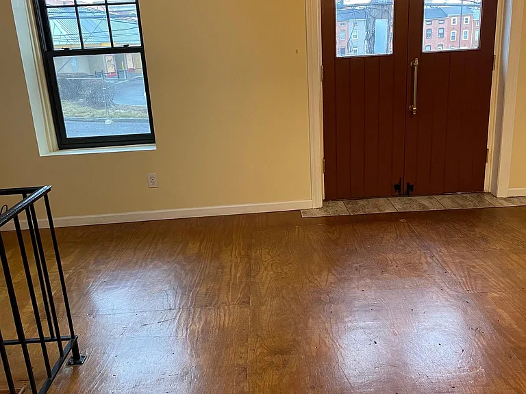 502 S Castle St — Photo 12