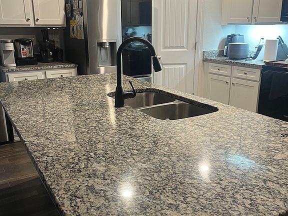 3rd image of 145 Waterstone Dr