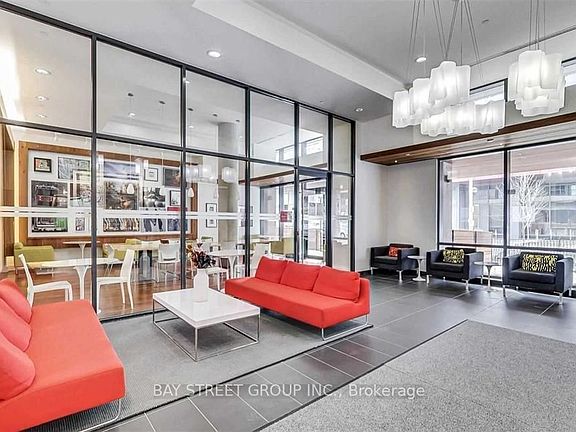 3rd image of 225 Sackville St #510