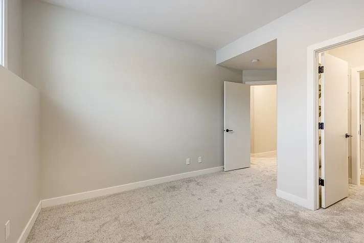 7 Station Dr — Photo 12