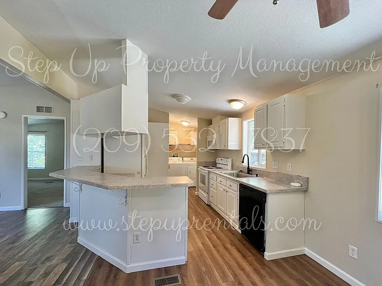 23495 Kreitzer Way — Photo 11