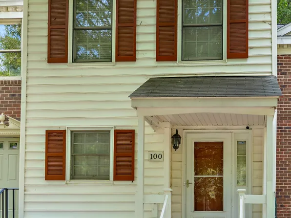 100 Westover Ct, Chapel Hill, NC 27514