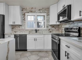 1155 11th St #15, Manhattan Beach, CA 90266