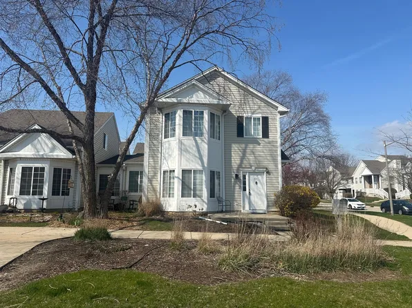 414 E Victoria Cir #414, North Aurora, IL 60542