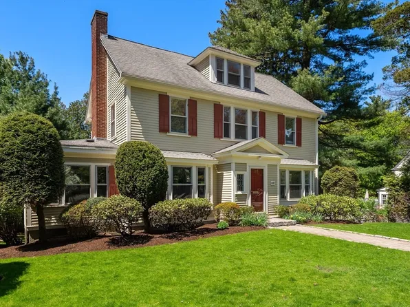 89 Beaumont Ave, Newton, MA 02460