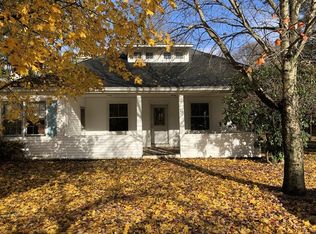 26 Old Millville Rd APT 1, Uxbridge, MA 01569