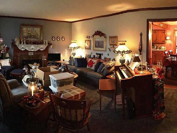 3rd image of 226 Fairground Blvd