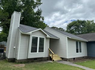 1110 Boone Ln, Wilmington, NC 28411