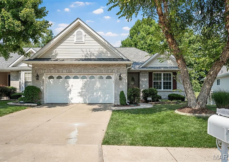 1st image of 404 Dames Park Dr #84B