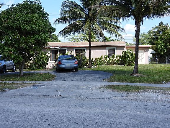 2nd image of 35 NW 124th St