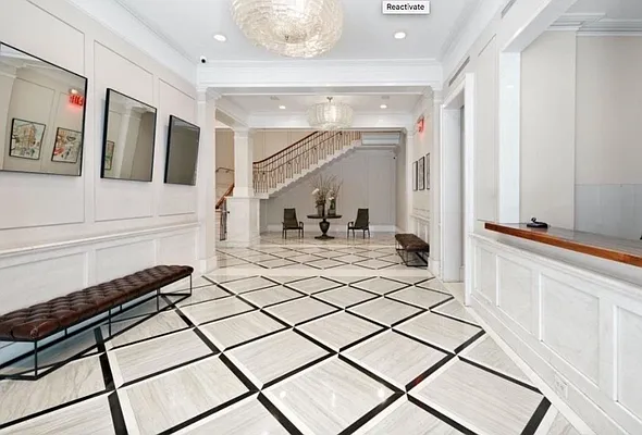 Rented by Compass | media 7